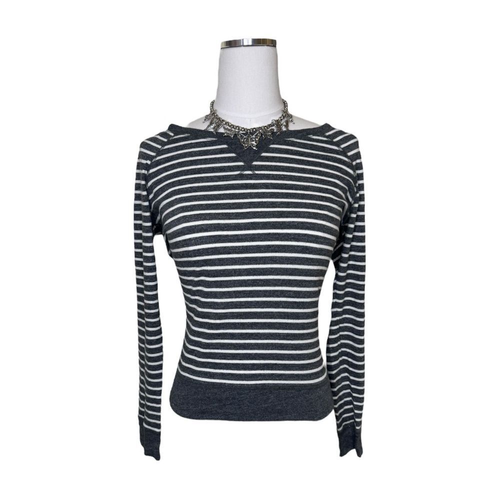Abercrombie & Fitch Dark Gray + White Stripe Long Sleeve Size Mediun